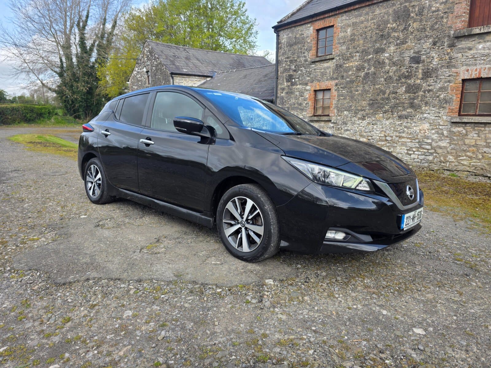2022 Nissan Leaf