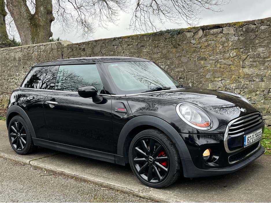 2016 MINI Cooper