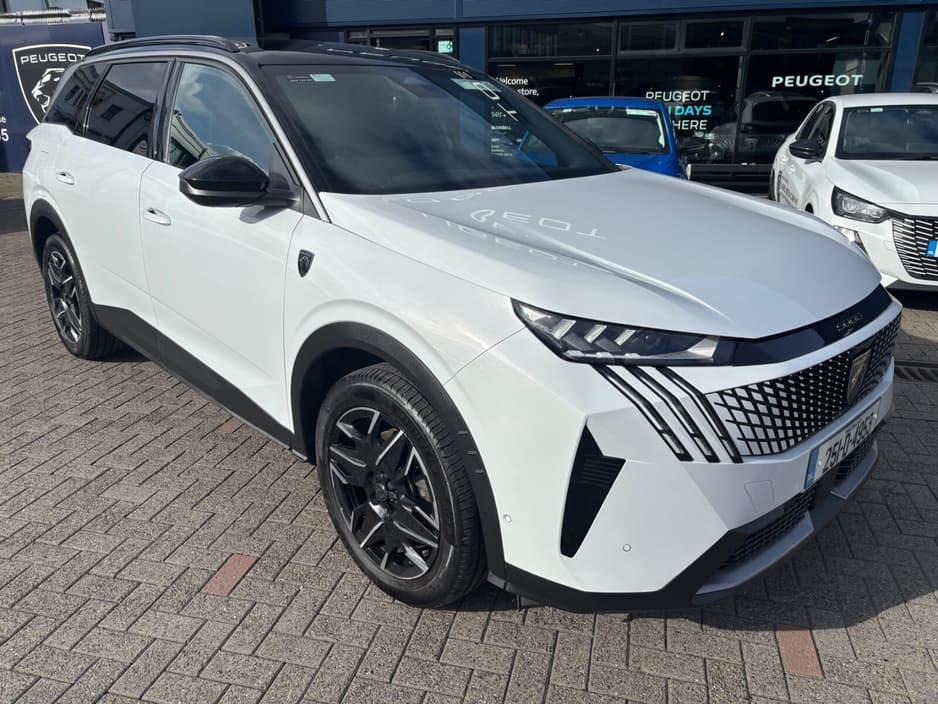 2025 Peugeot 5008