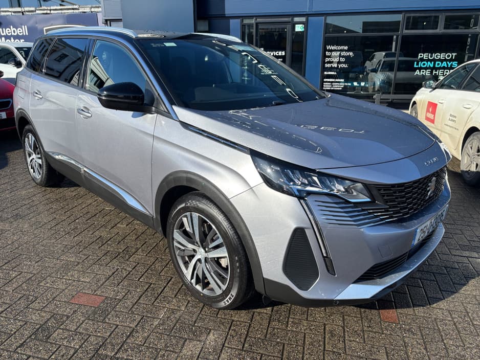 2025 Peugeot 5008