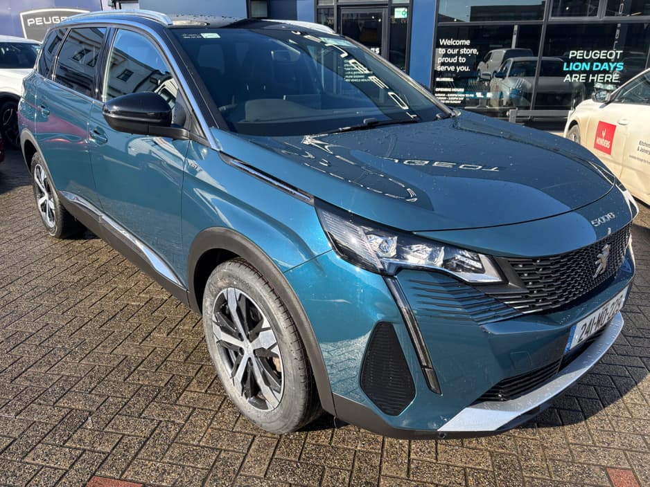 2024 Peugeot 5008